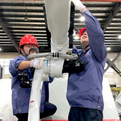 浙江中国·8827太阳集团电气：以技术革新破解工业机器人线缆保护痛点